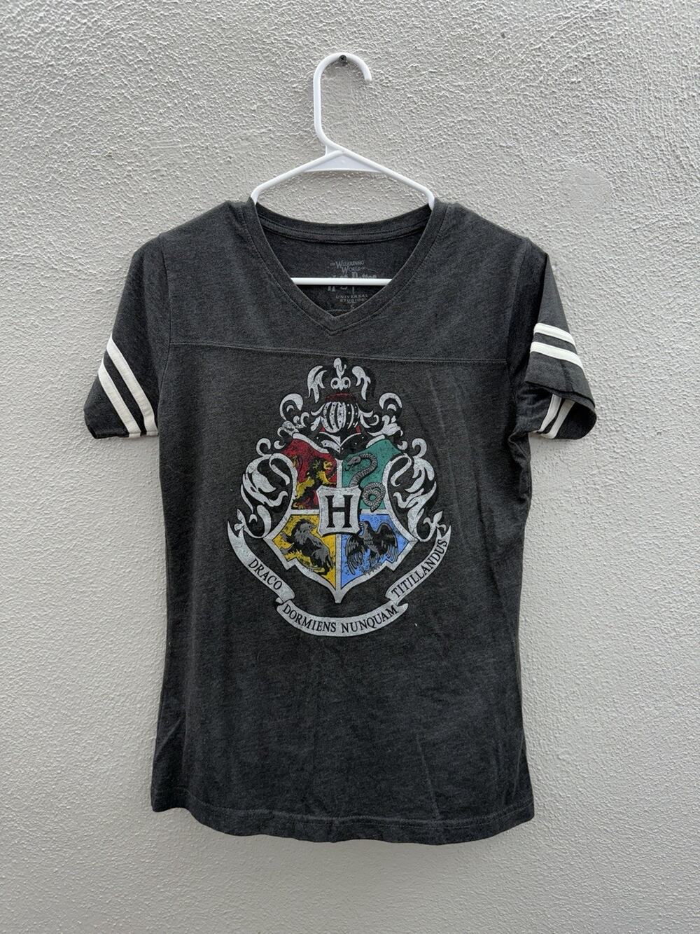 Wizarding World of Harry Potter Universal Studios Shirt Size Small Short Sleeve
